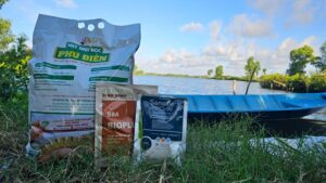 Bình Minh cung cấp các sản phẩm vi sinh dành cho bà con nuôi tôm